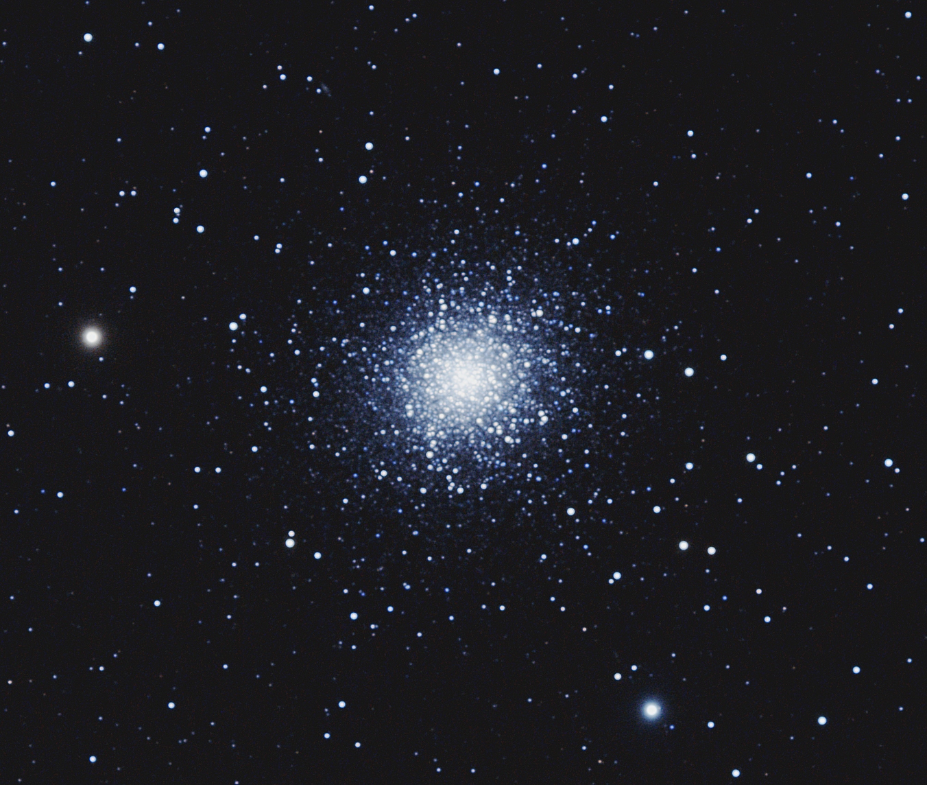m13_i_by Laurent.jpg