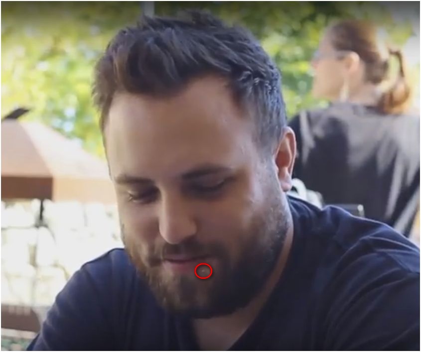 Max président à la miette de gateau.jpg