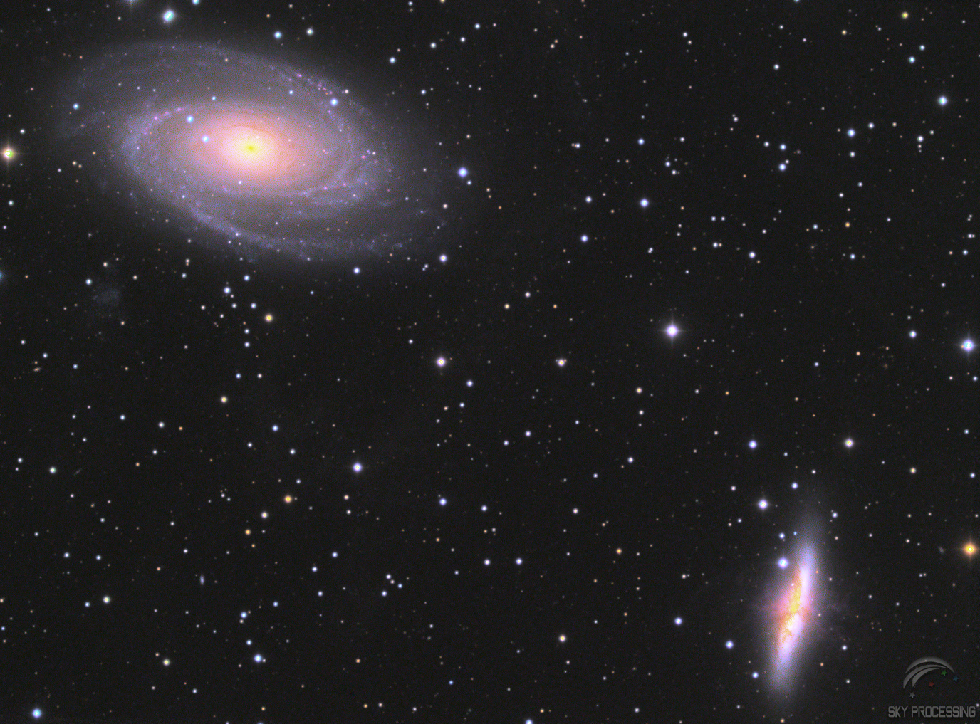 M81-82_test5_plus_sature_trouswavelet_skyprocessing_bleu_fdc.jpg