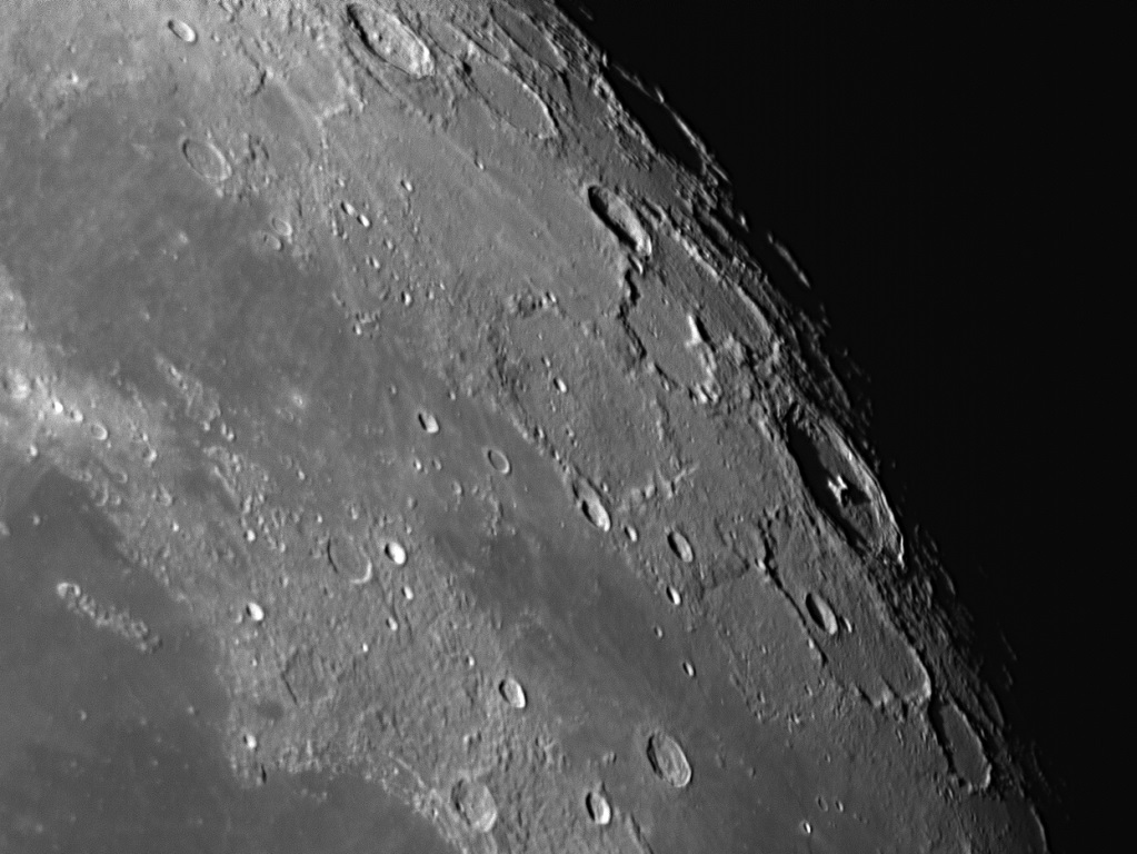 Lune5-Registax6.jpg