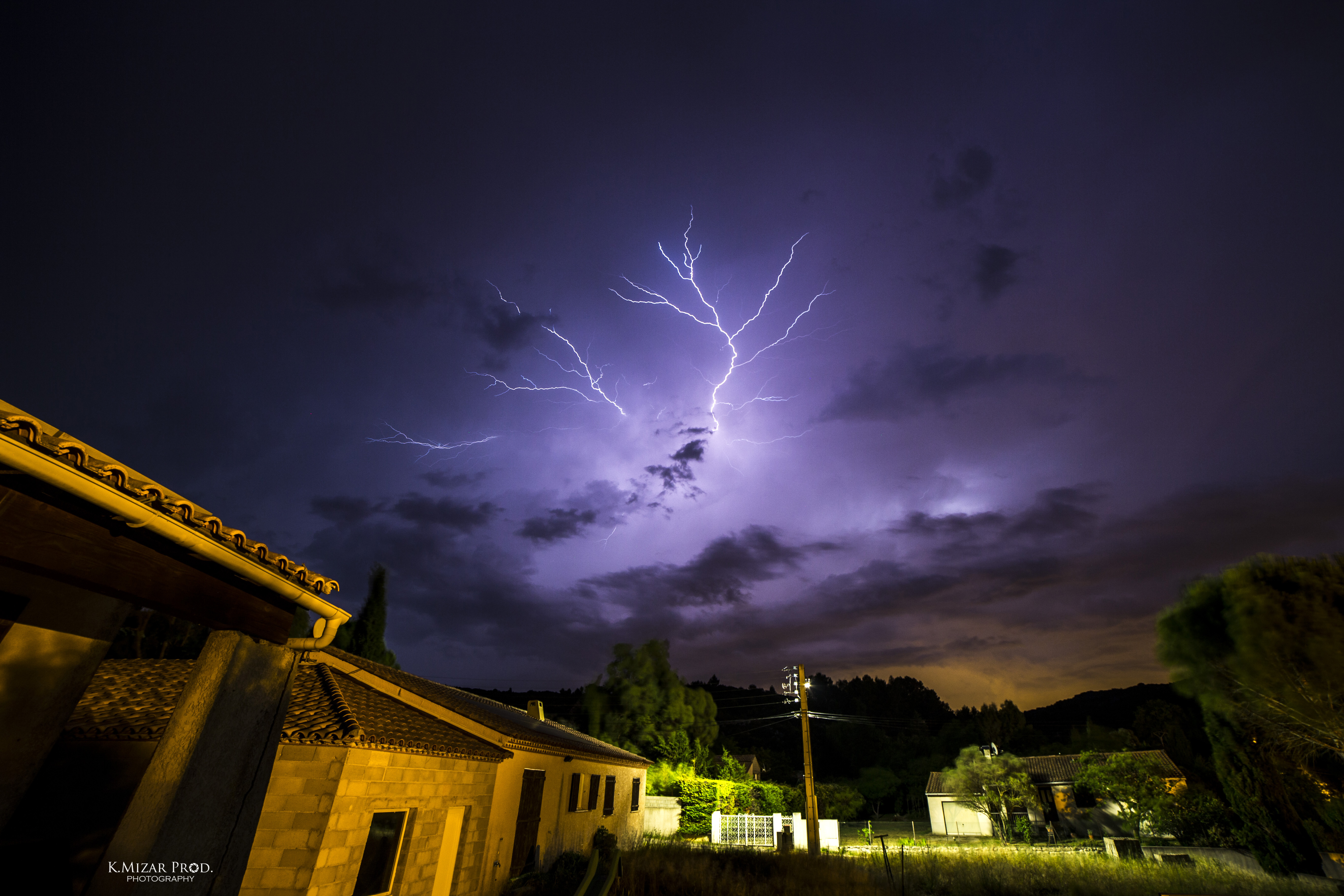 14mm; iso200; 20sec