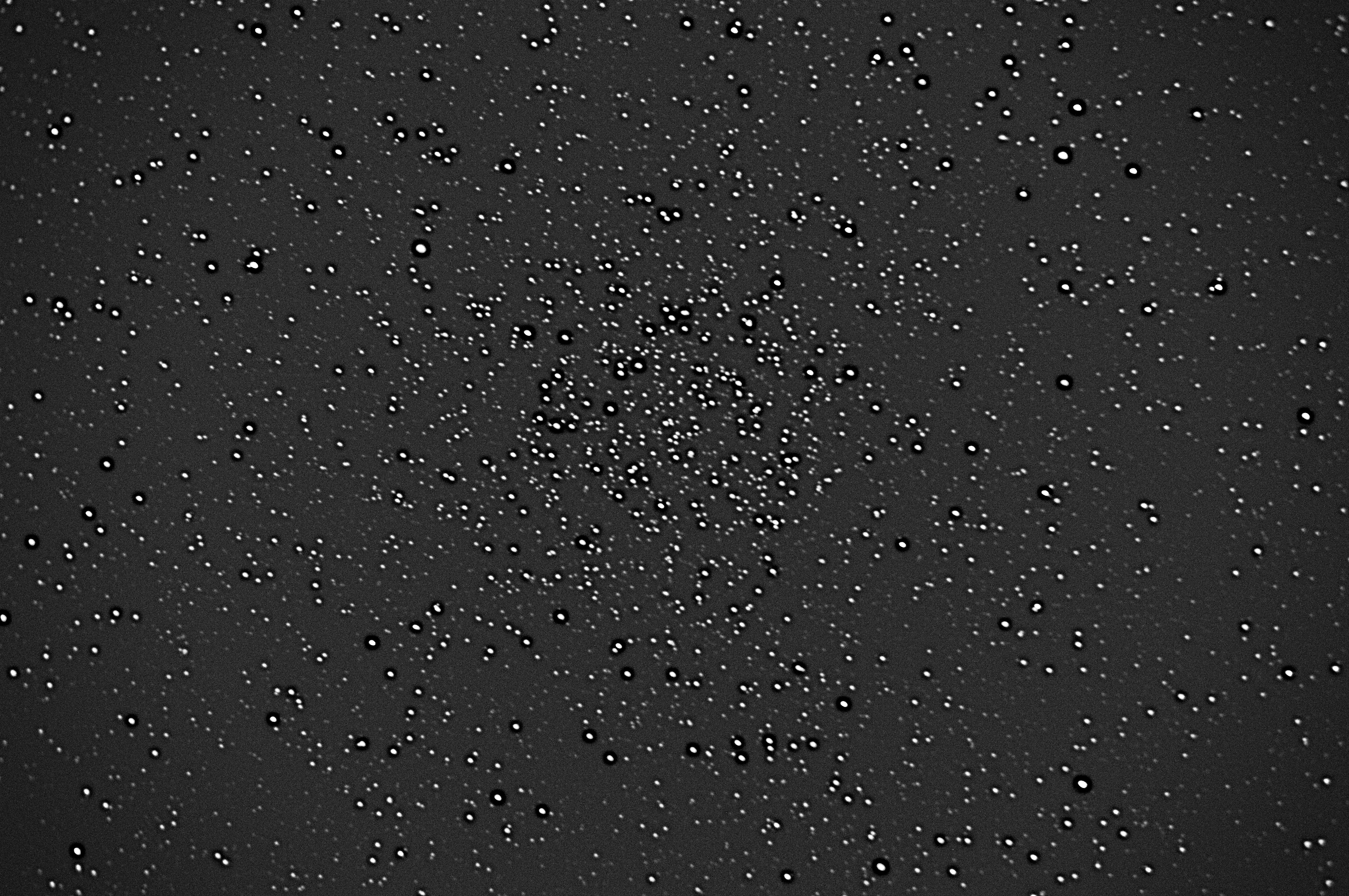 60 secondes de pose mais j'ai modifié la luminance pour voir le vignetage