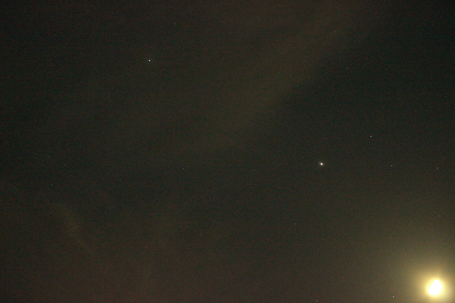 IMG_2329_ lune, jupiter et saturne allignées.jpg