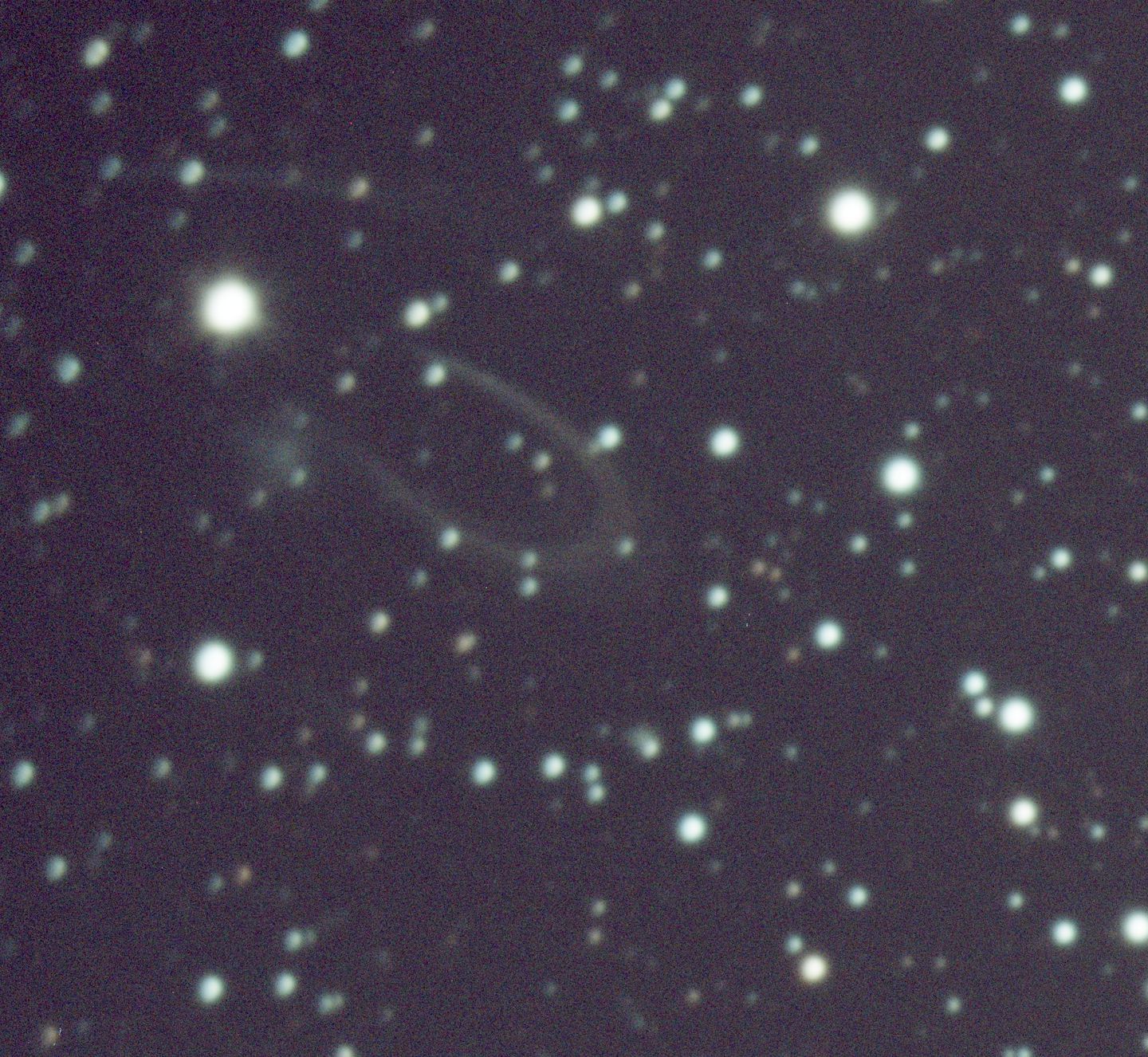 C23 Halo coin haut gauche.jpg